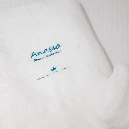 Anassa Seaside 50m From Sandy Daire *